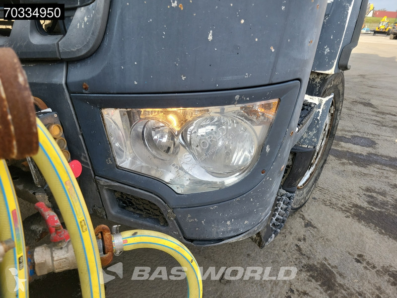 Бетоновоз Mercedes 3242 8X4 AMV 7450D Concrete...