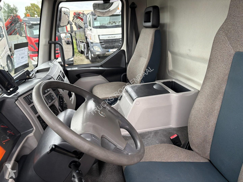 Kamion Volvo 250 + 12t + 6cyl + BOX 7.28 + EURO...