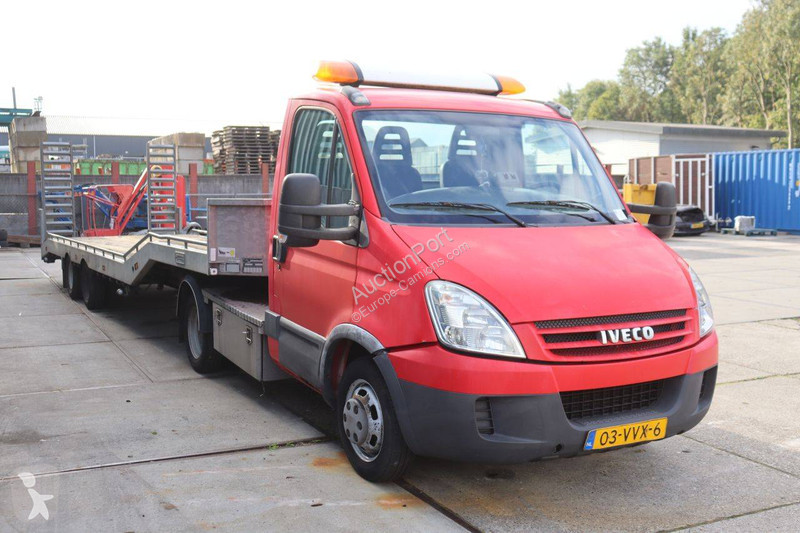 Iveco  35C18 truck