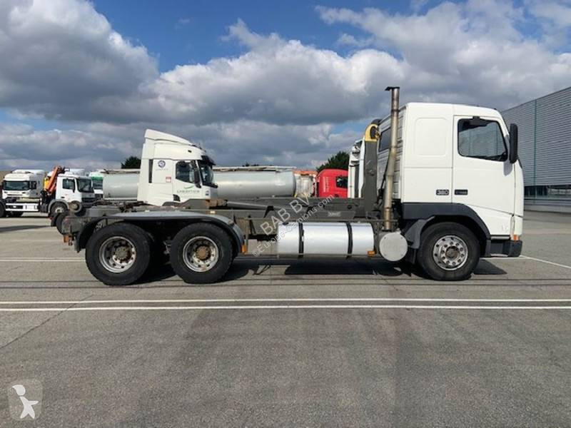 Kamion Volvo 380