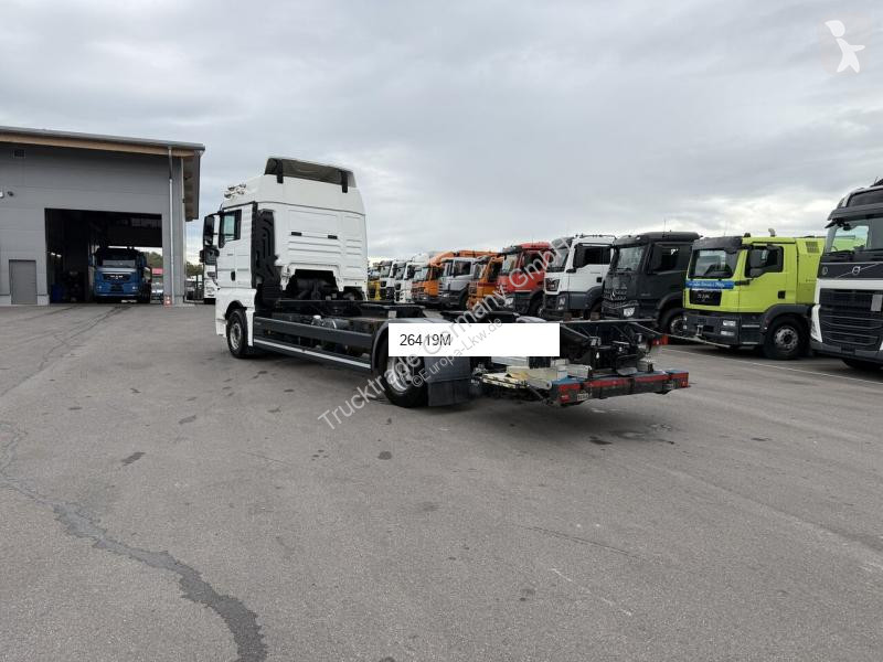 MAN TGX 18.400 4x2 BDF/HB truck