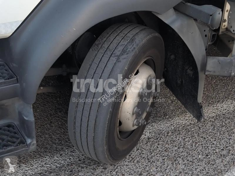 Vrachtwagen Renault D12.240