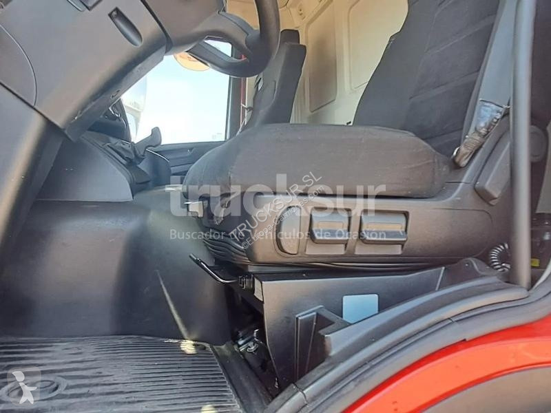 Iveco AD190E34S/P + THERMOKING T1000R truck