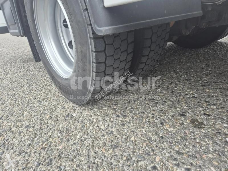 Iveco EUROCARGO 140E 250 truck