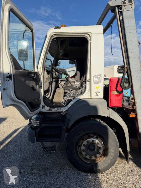 Renault 420 DCI truck