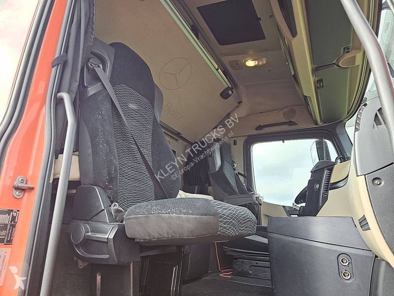 Camião Mercedes ACTROS 2642