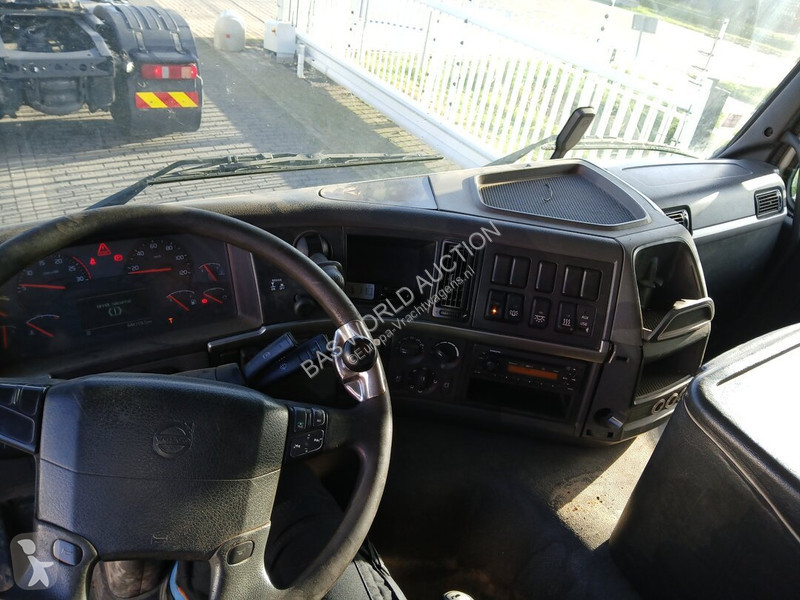 Volvo 500 truck