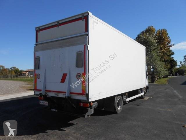 شاحنة Iveco
