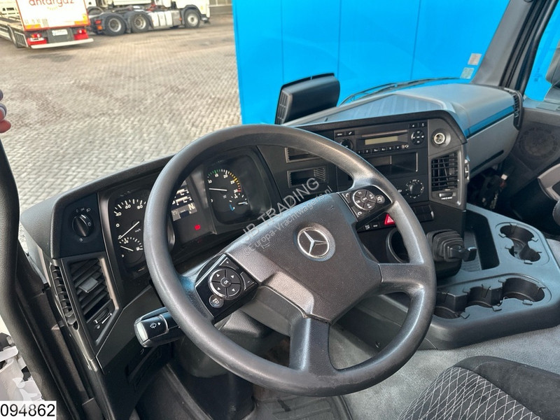 Kamion Mercedes 1827 EURO 6, Anteo
