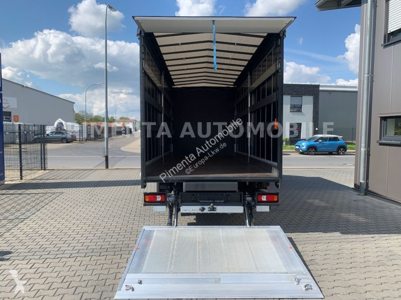 Kamion Iveco 70C18A8P MY26 AUT SCHIEBEPLANE...