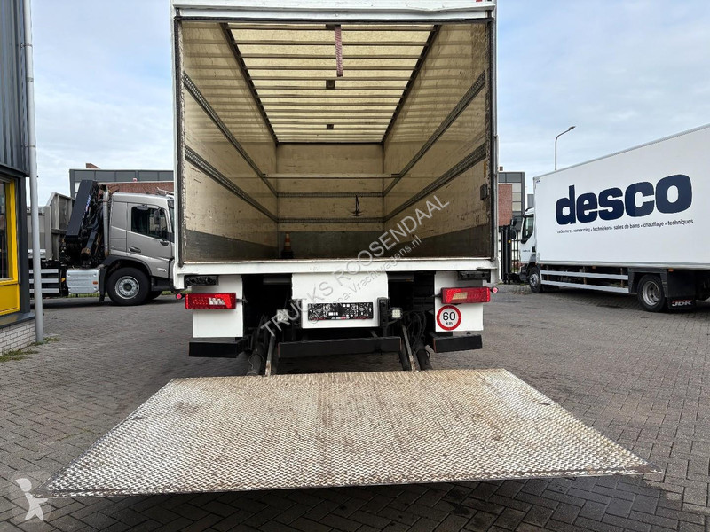 Lastbil Scania P 280 + DHOANDIA OADIFT 2500 KG...