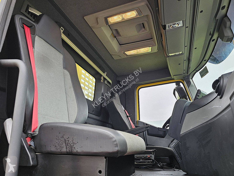 Renault C 380 6X4 HIAB 188ES4 truck