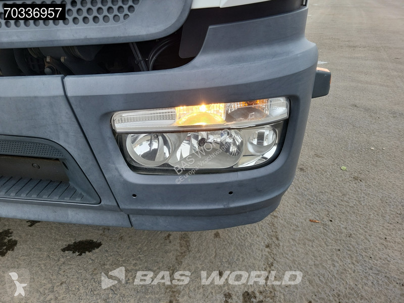 Kamion Mercedes 1218 4X2 12tonner 1500kg...