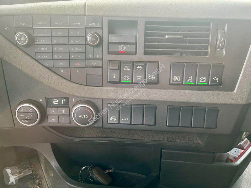 Kamion Volvo 460 6x2 Lift |...