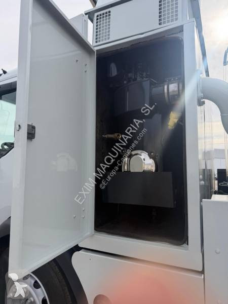 Kamion Renault 370