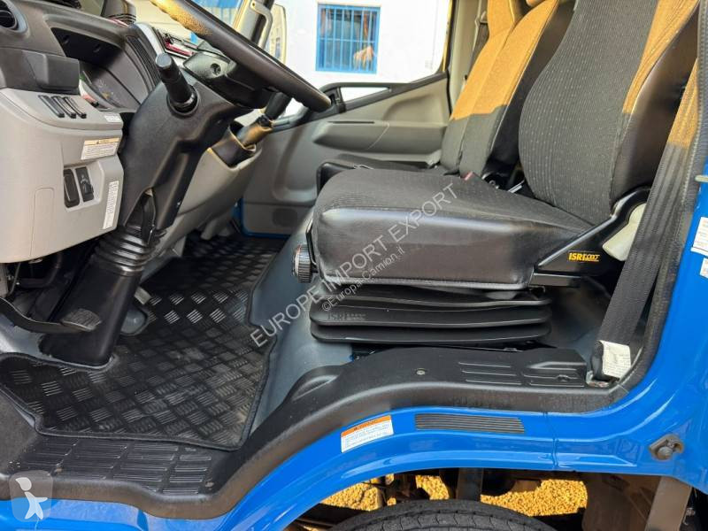 Mitsubishi Fuso 7C18 truck