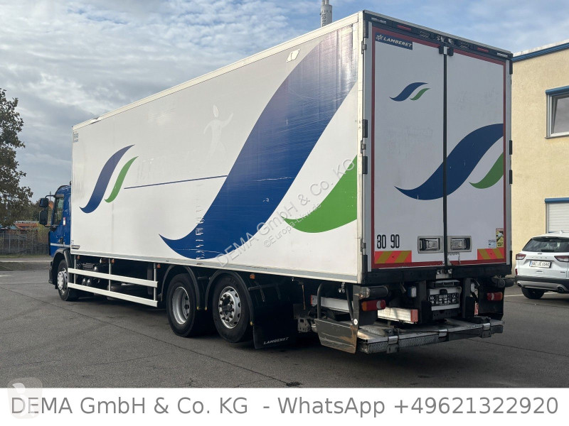 Vrachtwagen Renault D-WIDE...
