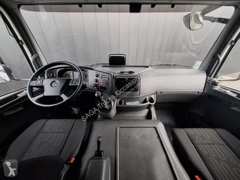 Kamion Mercedes 1530 Fourgon BigSpace 2.30M