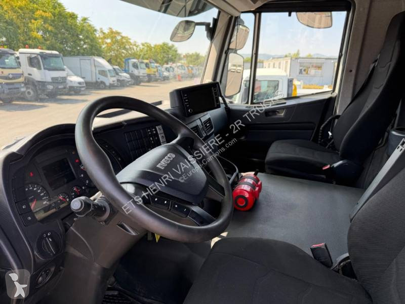 Vrachtwagen Iveco 480