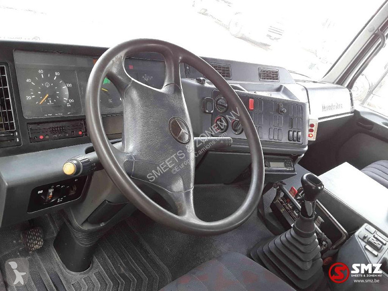 Teherautó Mercedes 2635