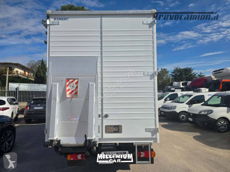 Teherautó Nissan NISSAN NT400 FURGONE 4,50...
