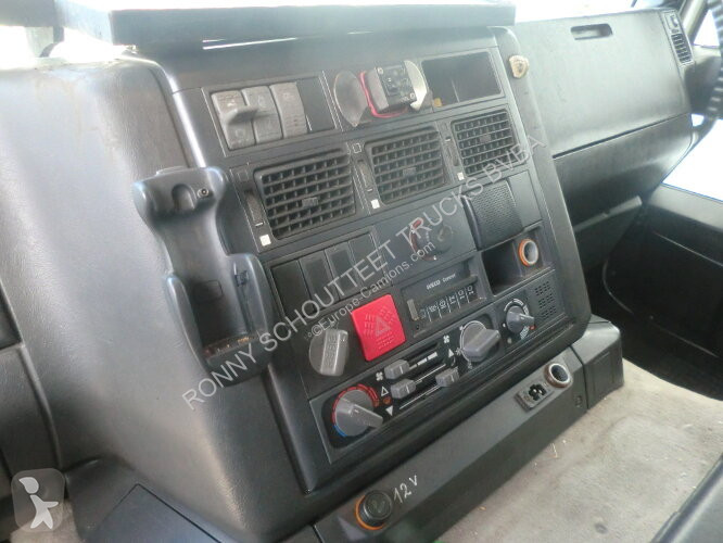 Vrachtwagen Iveco EuroTech 190E40 4x2 Euro Tech...