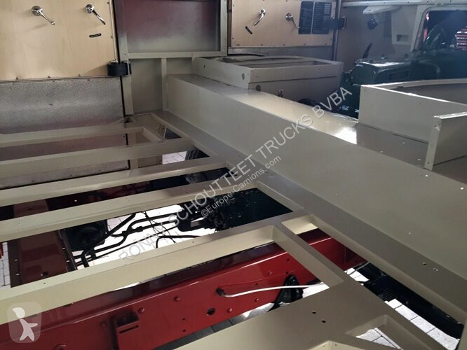 Kamion Mercedes - LP710/32 LF16V LP710/32,...