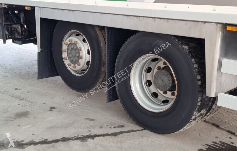 Kamion Mercedes Actros 2532 L 6x2 Actros 2532 L...
