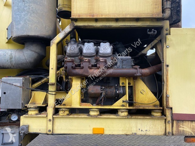 Lastbil  FLOOR 17-28 VACUUM TRAILER
