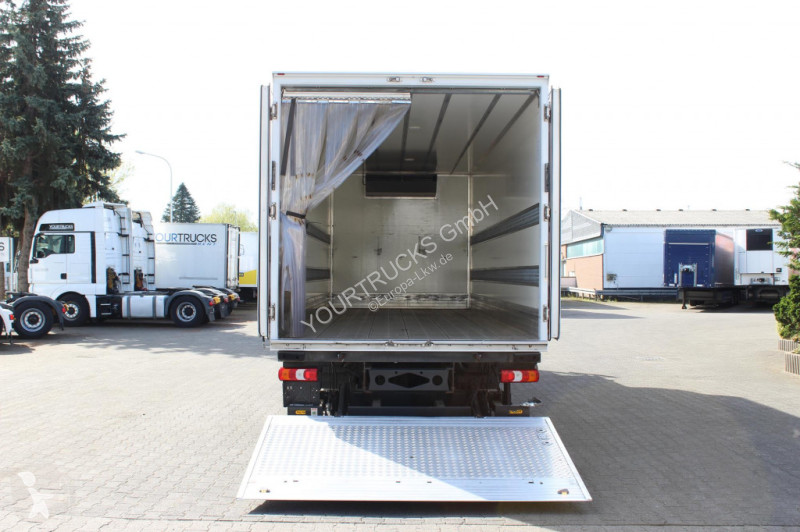 Kamion Mercedes 1221 E6 TK T-800 R Strom Türen+LBW