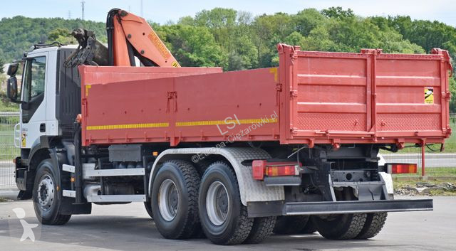 Camião Iveco TRAKKER 360 * Kipper 5,60m* KRAN...