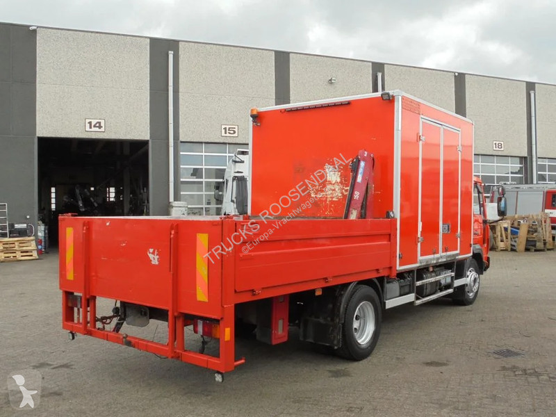 Kamion Volvo 220 + Manual + HMF 150 crane