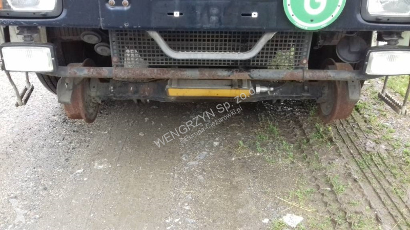 شاحنة Mercedes Pojazd dwudrogowy MERCEDES BENZ...