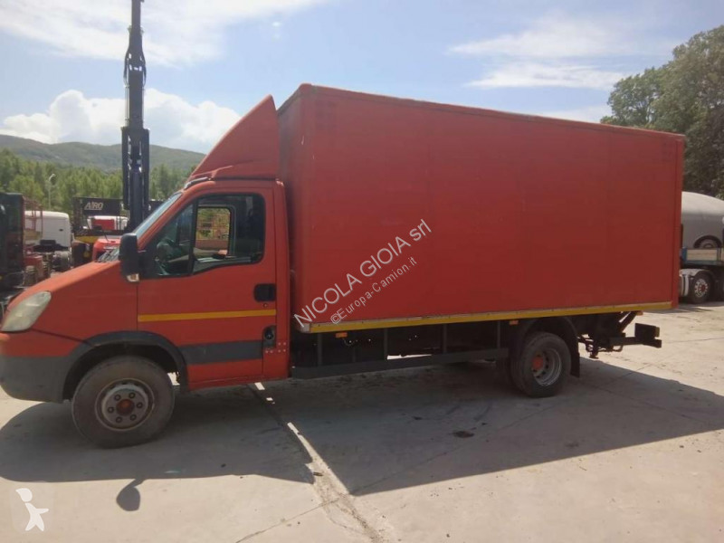 Kamion Iveco 65C/E4 SCATTOLINI