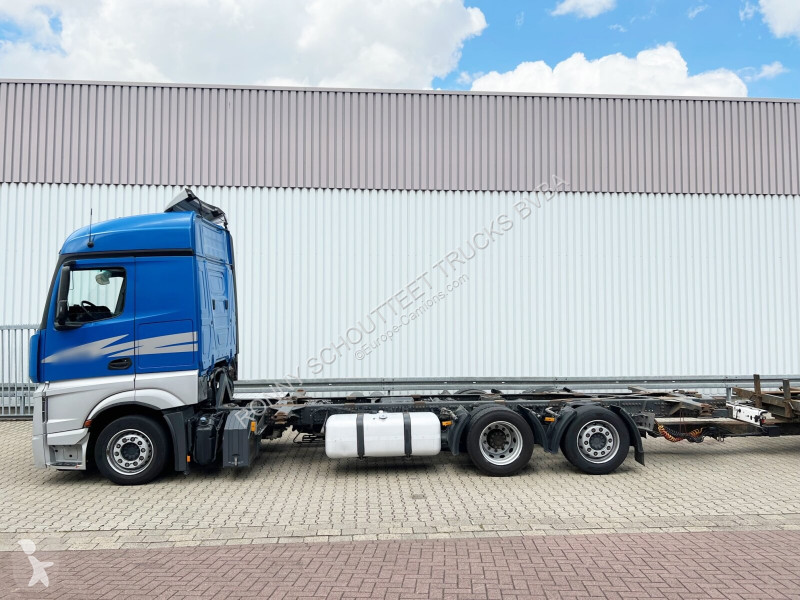Camion Mercedes Actros 2542 L/nR 6x2 Actros...
