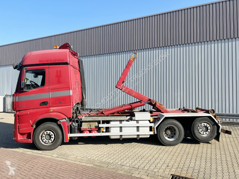 Camion Mercedes Actros 2551 L 6x2 Actros 2551 L...