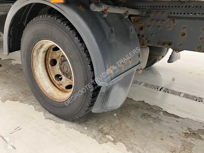 Camion Iveco 140E28