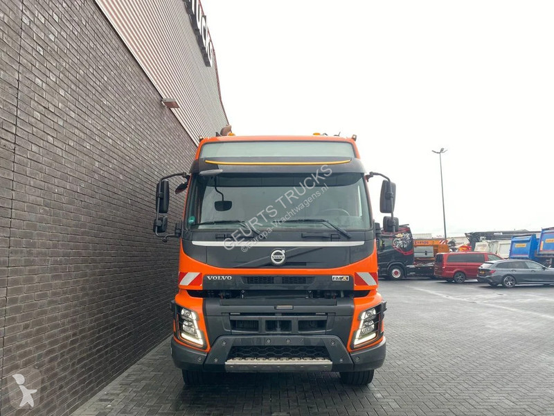 Camion Volvo FMX 510 8X4 TRIDEM + MTS DINO 5...