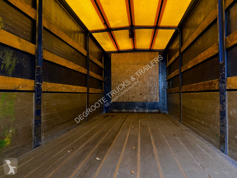 Vrachtwagen MAN 14.220