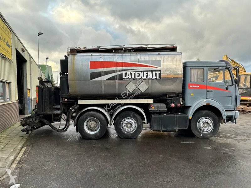 Camion Mercedes 2428 Bitumen Sprayer 11.000L...