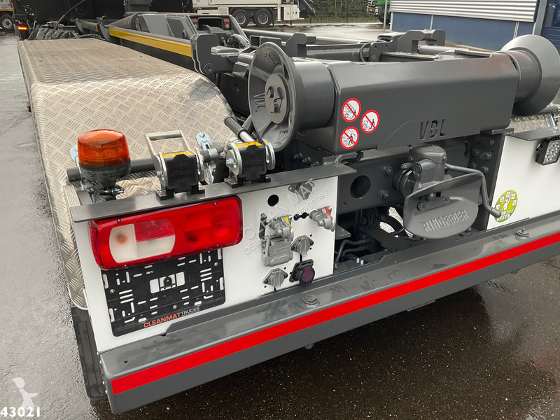 Camion DAF FAQ  430 HMF 28 Tonmeter laadkraan