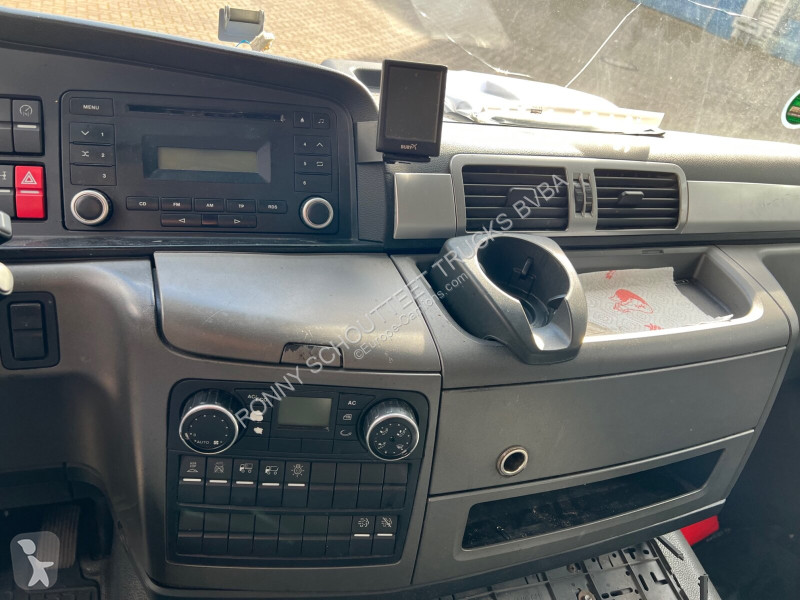 Kamion MAN TGL 12.220 4X2 BL mit Motorschaden...