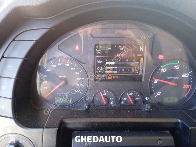 Kamion Iveco Stralis Hi Way 260 2016 - stralis...