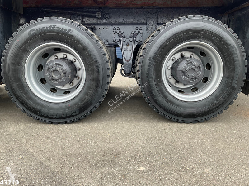 Camion Scania 410 8x4 Kipper