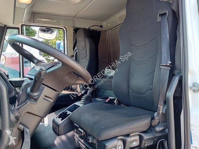 Camion Iveco EUROCARGO 120E21 BOX+SPONDA
