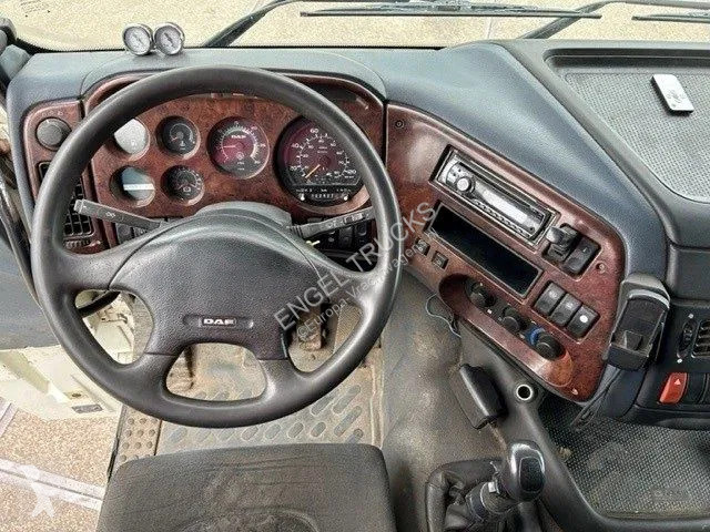 Kamion DAF 95480 SPACECAB 6x2 WITH HOOK-ARM...