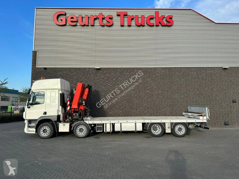 Camión DAF CF 450 8X2 OPRIJWAGEN/MACHINE...