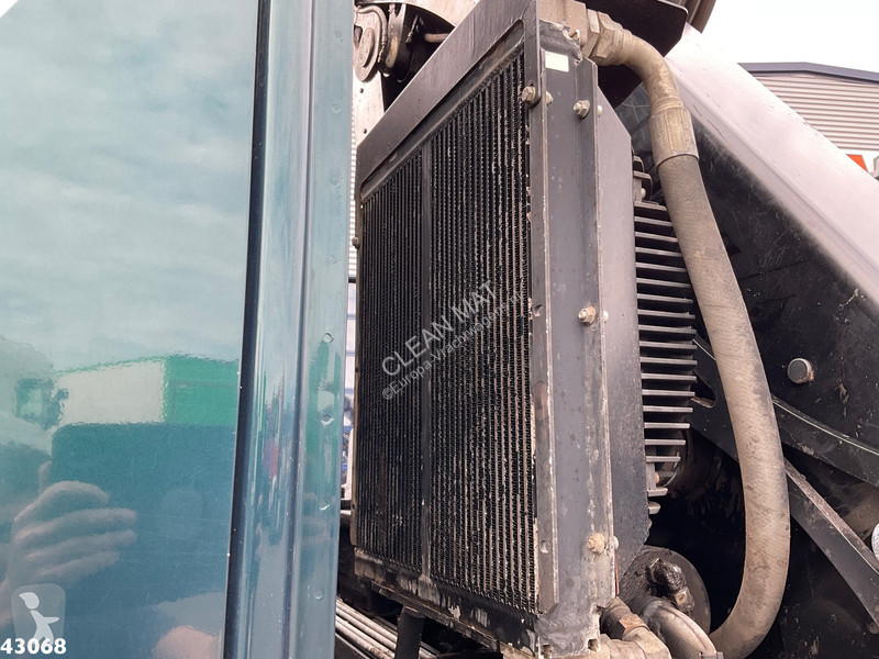 Camion Mercedes 3251 8x4 Euro 6 Hiab 28...