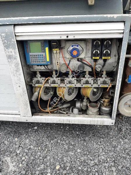 Návěs Stokota FUEL TANK 42000 L - 5 COMPARTMENTS