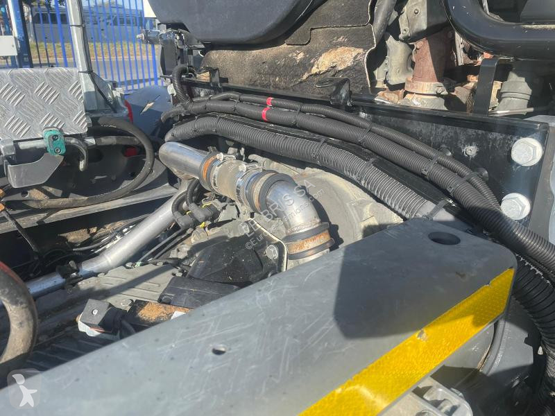 Kamion DAF 480